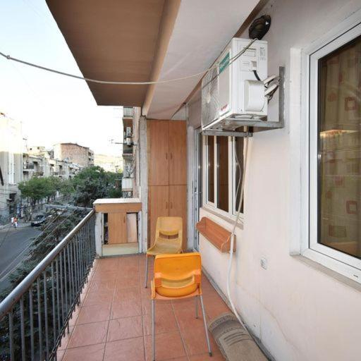 Rent On Sakharov Square Apartamento