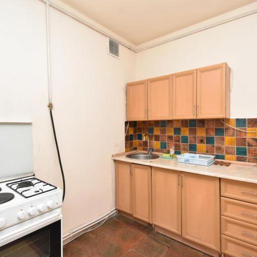 Rent On Sakharov Square *