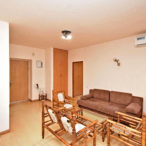 Rent On Sakharov Square