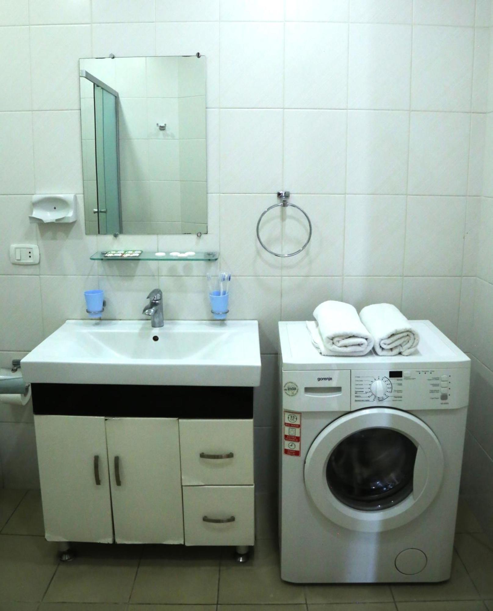 Apartamento Rent On Sakharov Square