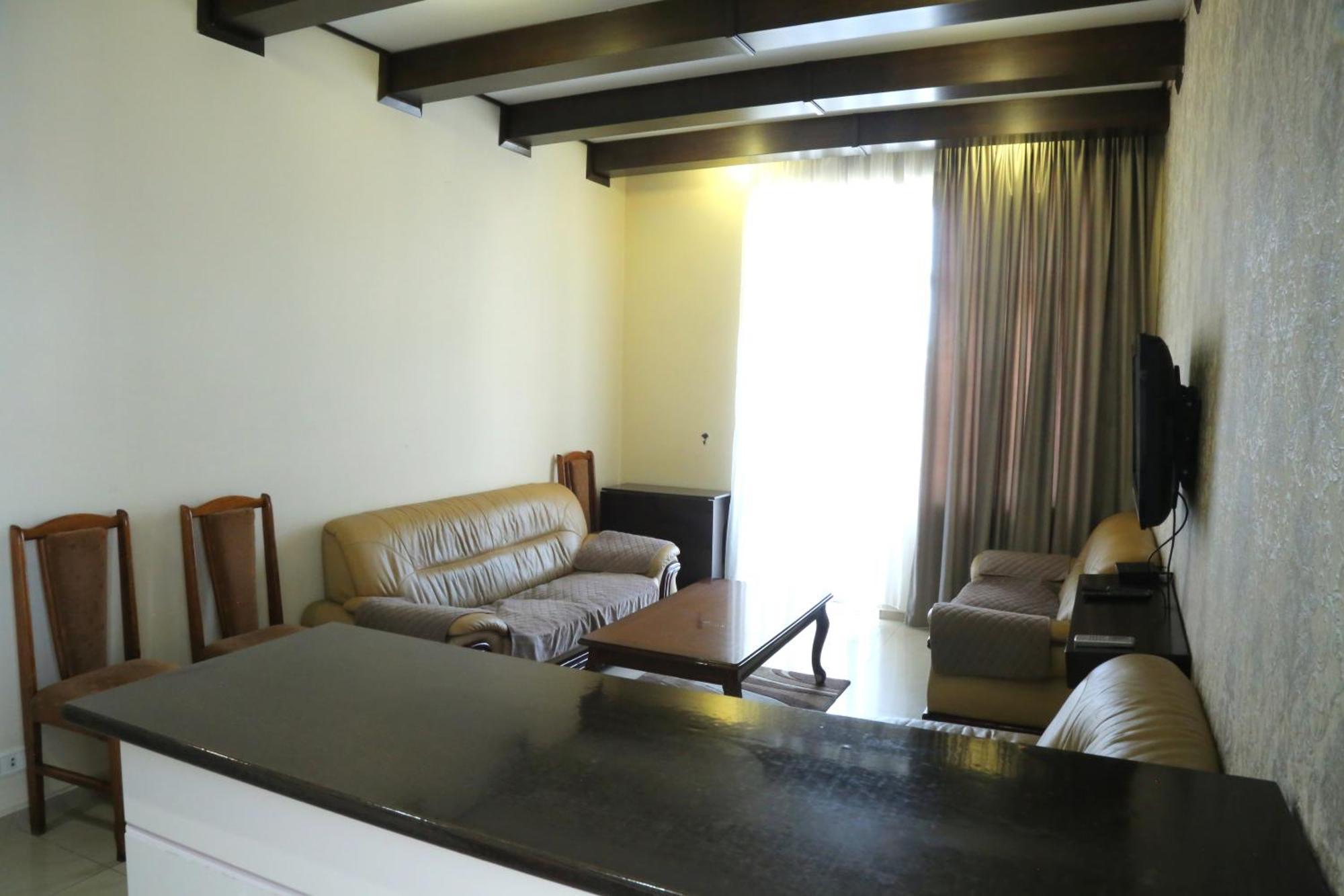 Apartamento Rent On Sakharov Square *