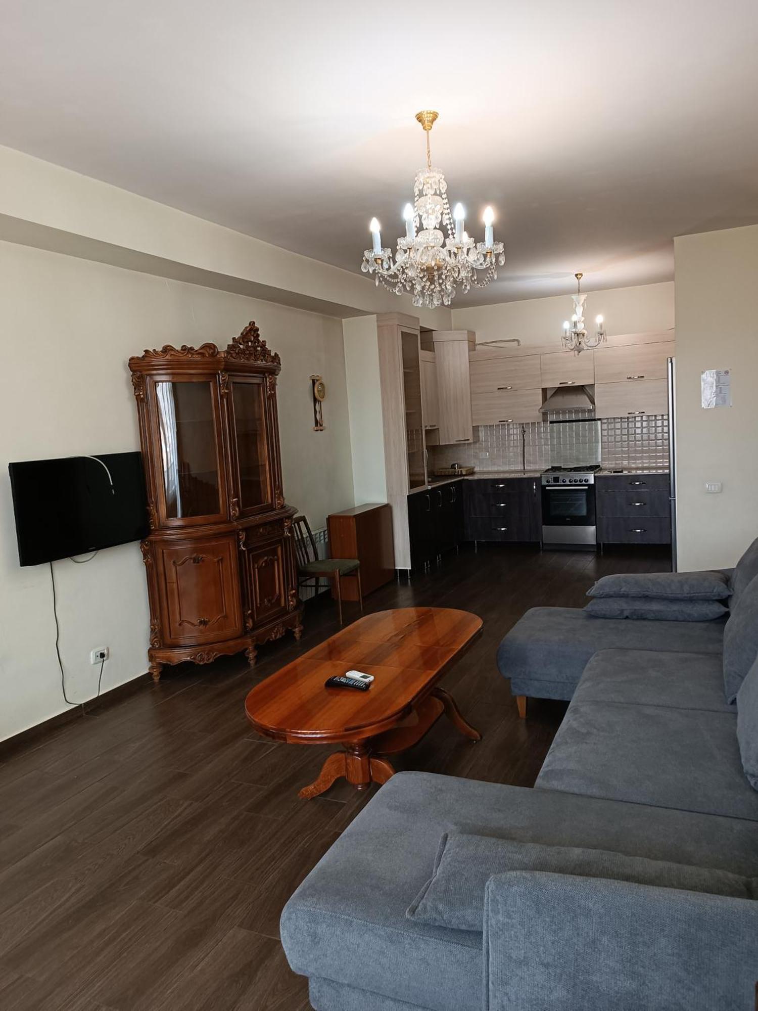 Apartamento Rent On Sakharov Square *