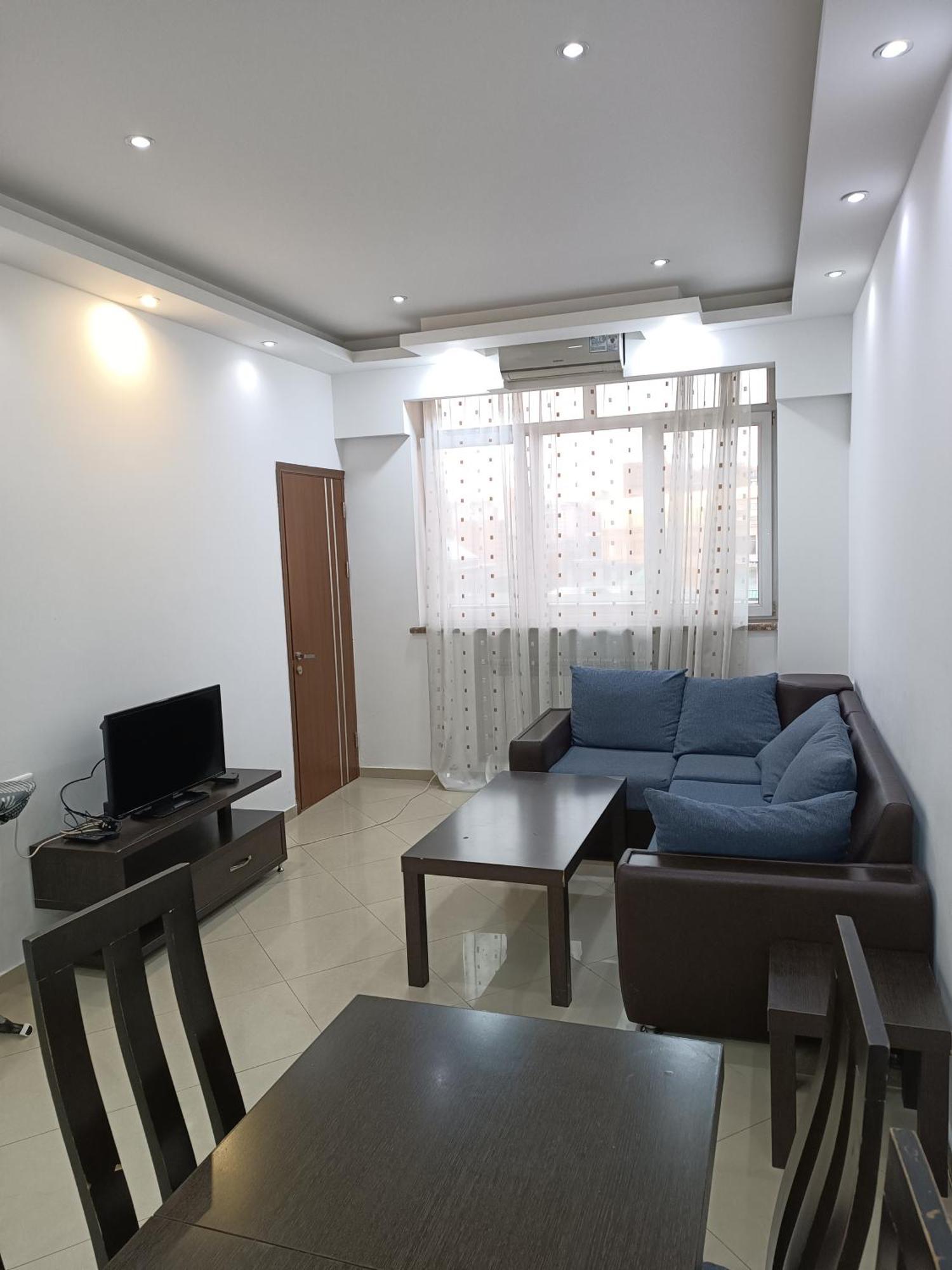 Rent On Sakharov Square Apartamento Ereván