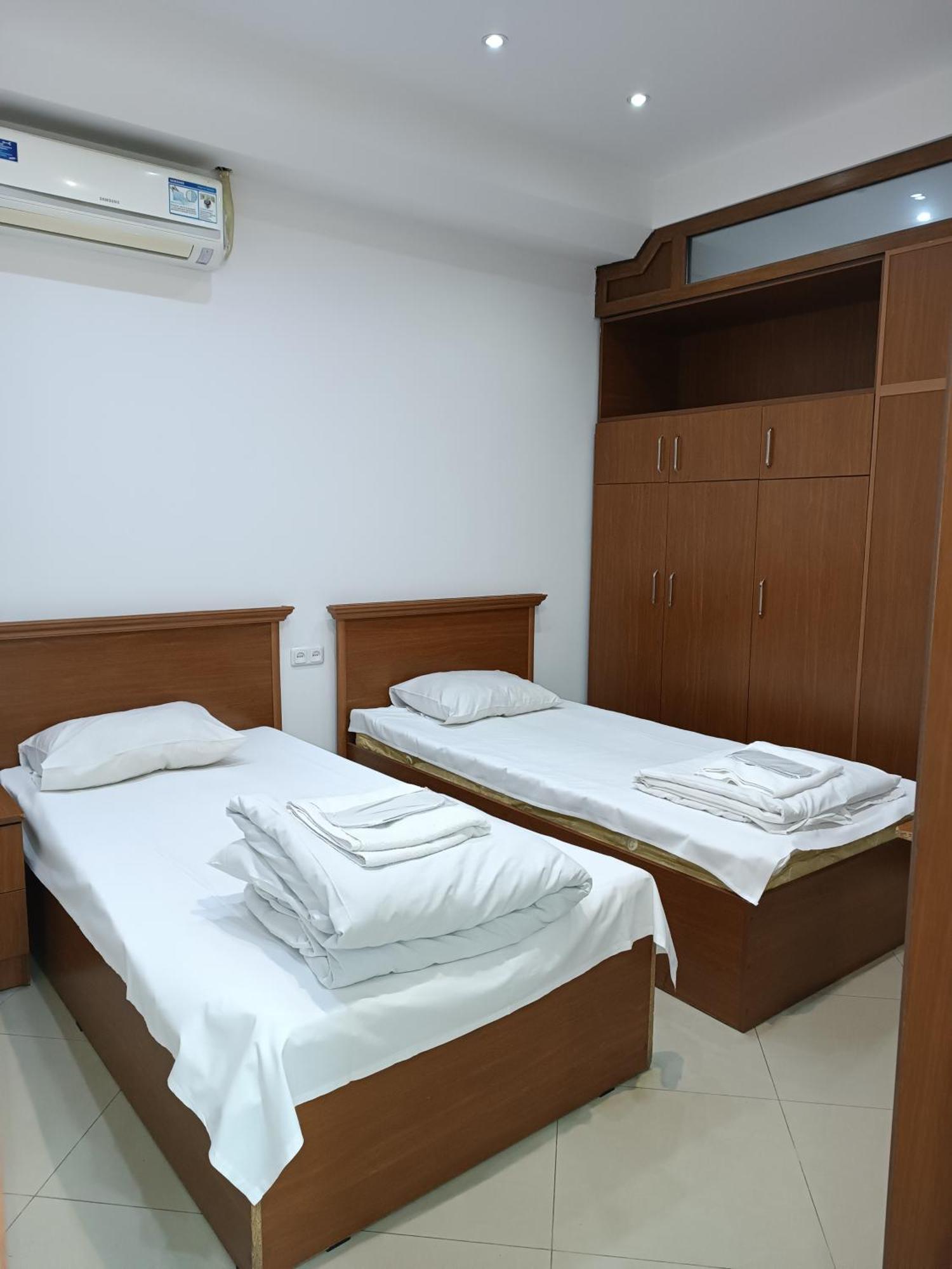 Apartamento Rent On Sakharov Square Ereván