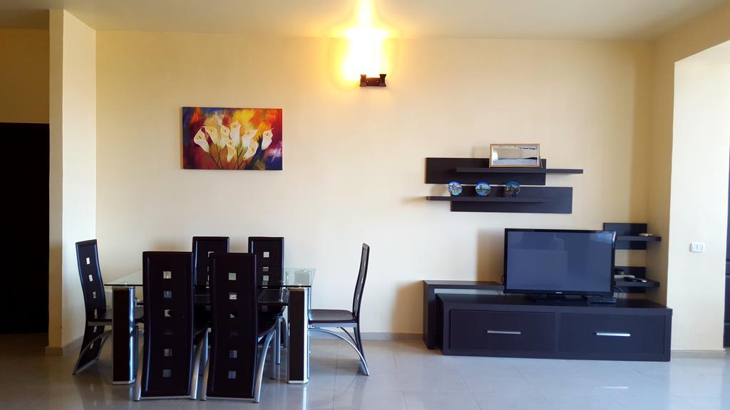Apartamento Rent On Sakharov Square *