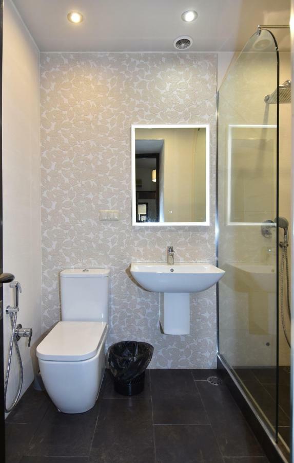 Apartamento Rent On Sakharov Square *