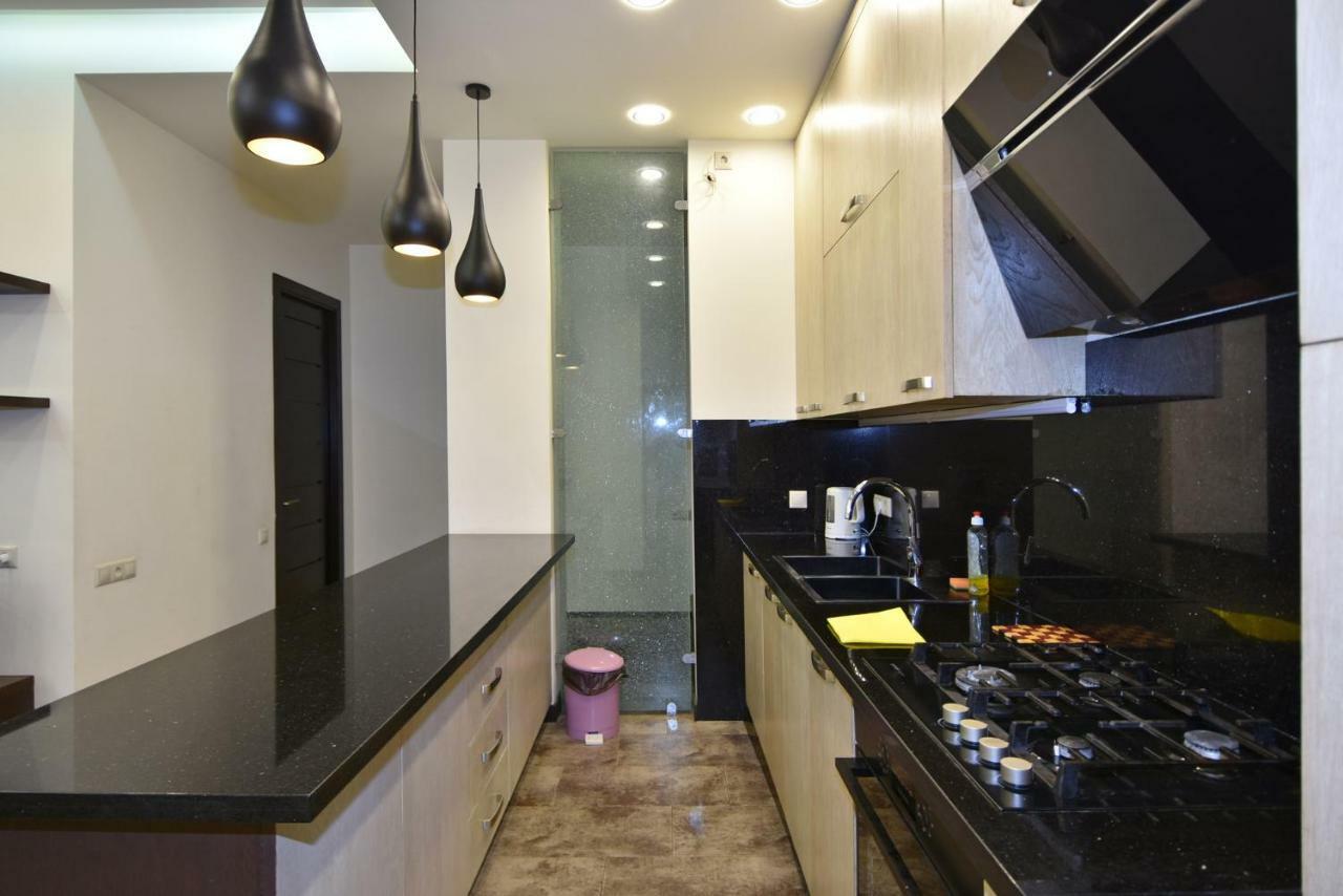 Apartamento Rent On Sakharov Square *