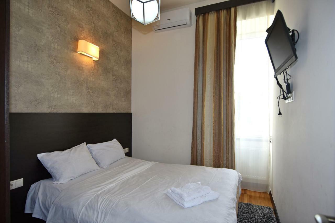 Rent On Sakharov Square Apartamento